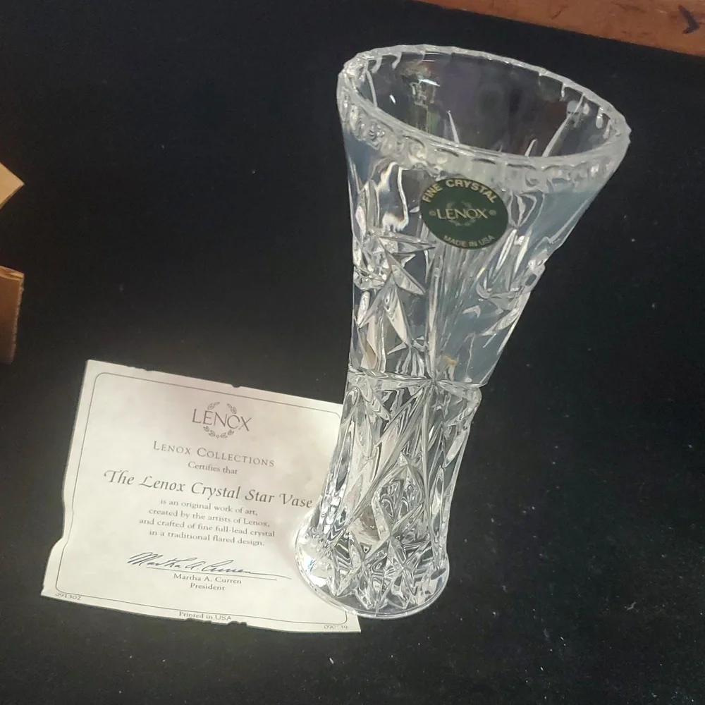 VTG Lenox Full-Lead Crystal Star Vase (Small, 6